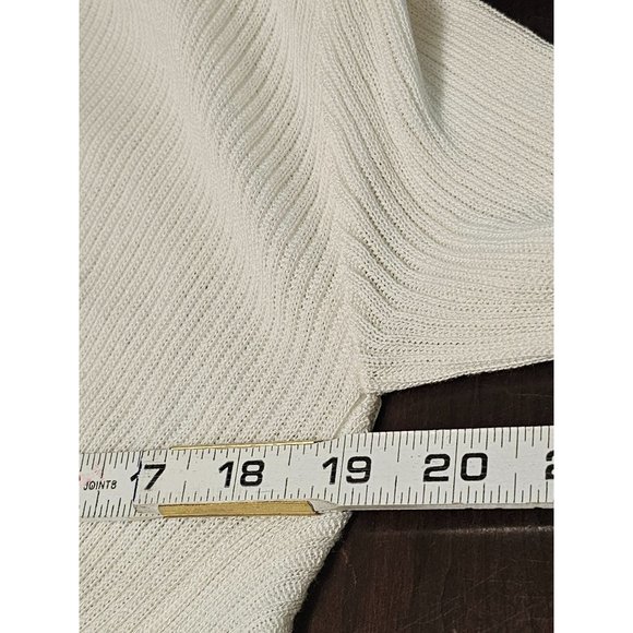 Love J Pull over Knot Front top size Small light weight Knit White - Picture 6 of 10